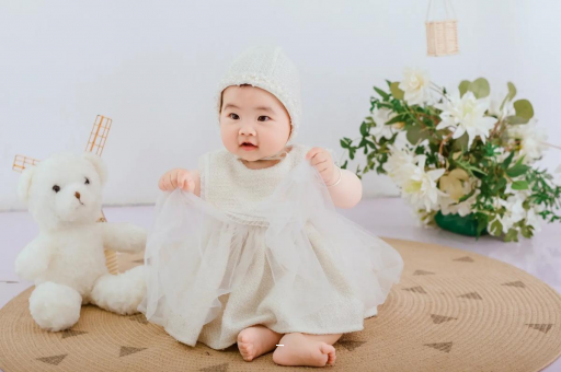 进贤宝宝几个月抬头