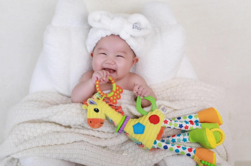 进贤宝宝为什么会吐奶 进贤宝宝为什么会吐奶